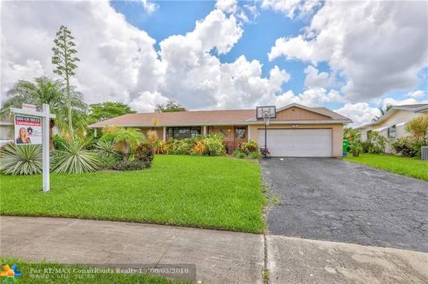 9420 NW 24th Pl, Sunrise, FL 33322