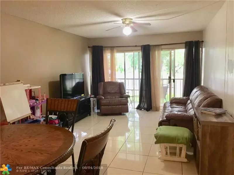 471 N Pine Island Rd  #102 D, Plantation, FL 33324