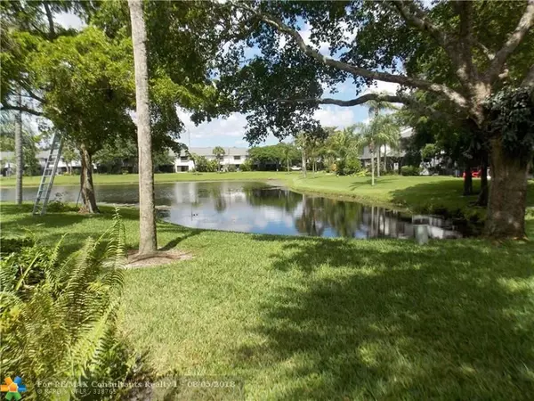 3341 Carambola Cir  #2415, Coconut Creek, FL 33066