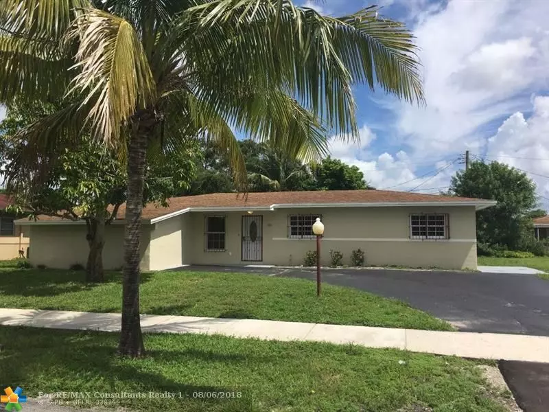 2911 NW 185th St, Miami Gardens, FL 33056