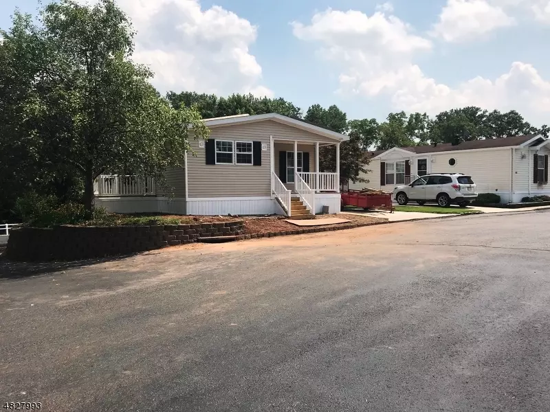 495 Kenbury Rd, Branchburg Twp., NJ 08876