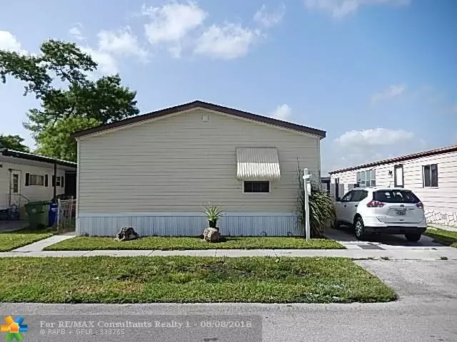 21620 NW 3rd Pl, Pembroke Pines, FL 33029