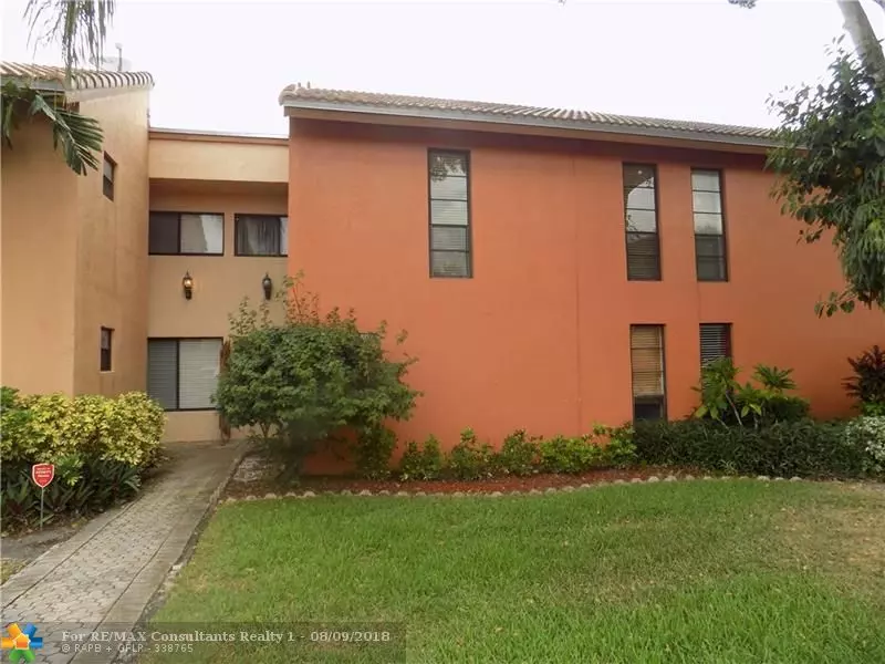 956 Mockingbird Ln  #502, Plantation, FL 33324