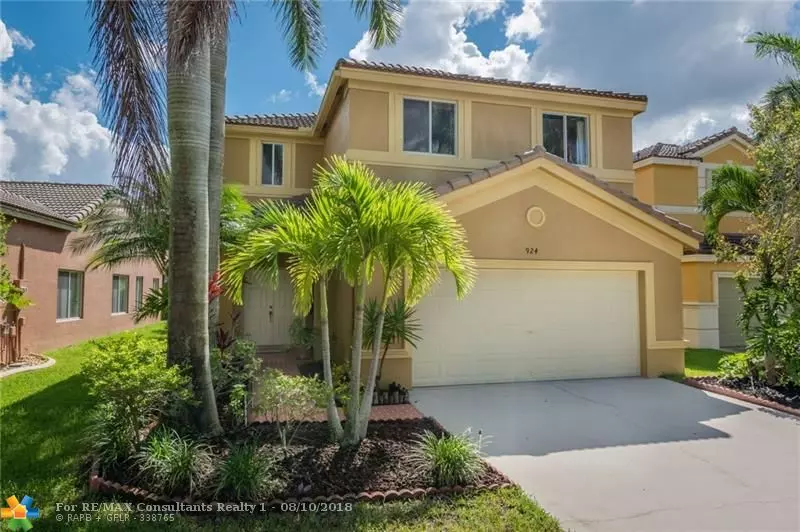 924 Phoenix Way, Weston, FL 33327