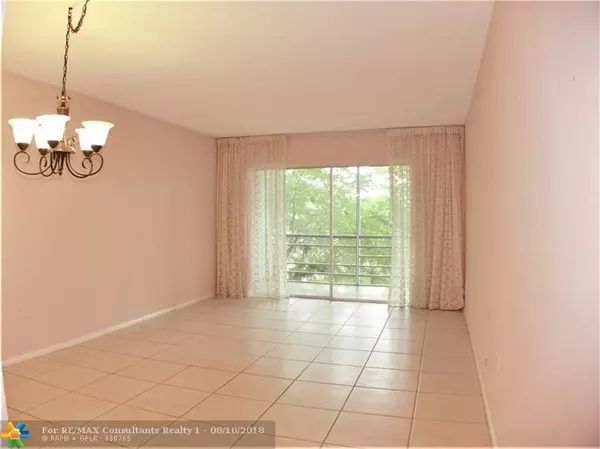 Sunrise, FL 33322,3091 Sunrise Lakes Dr  #308