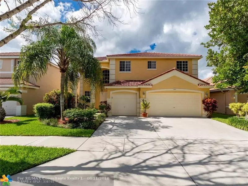 4322 Fox Ridge Dr, Weston, FL 33331