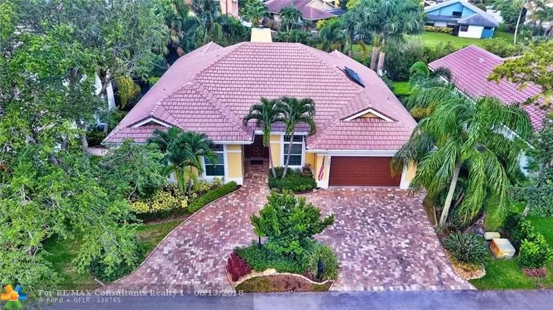 3801 Lancewood Dr, Coral Springs, FL 33065