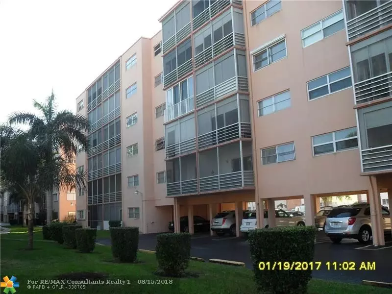 Hallandale, FL 33009,1445 Atlantic Shores Blvd  #202