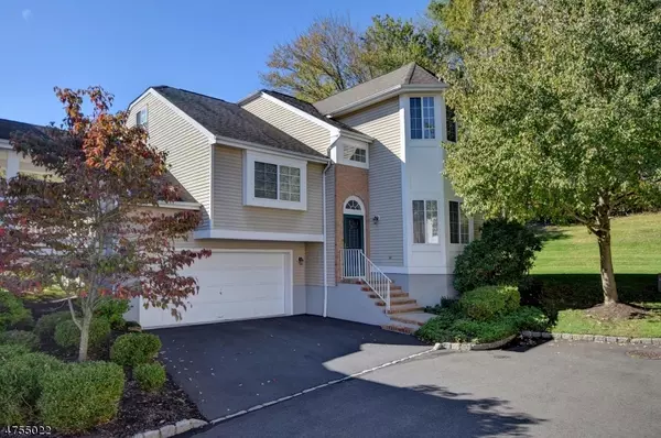 23 FERNWOOD TER, Long Hill Twp., NJ 07933