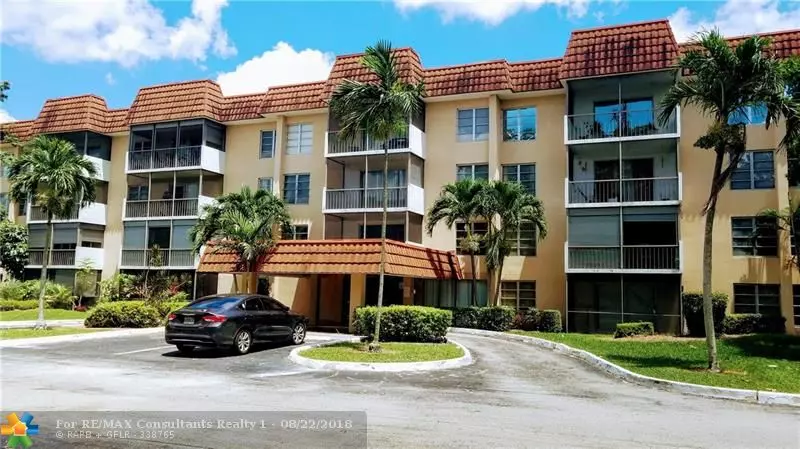 4166 Inverrary Dr  #302, Lauderhill, FL 33319