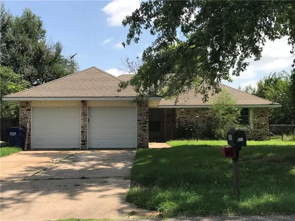 1008 S Meadow, Mustang, OK 73064