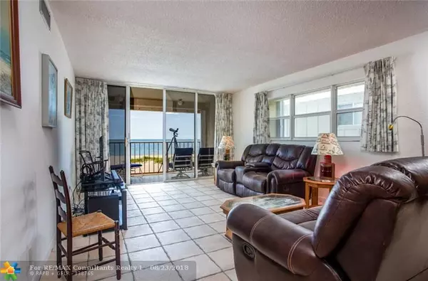 Lauderdale By The Sea, FL 33308,4636 El Mar Dr  #201