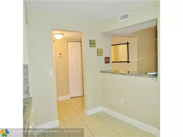 Sunrise, FL 33351,4235 N University Dr  #214