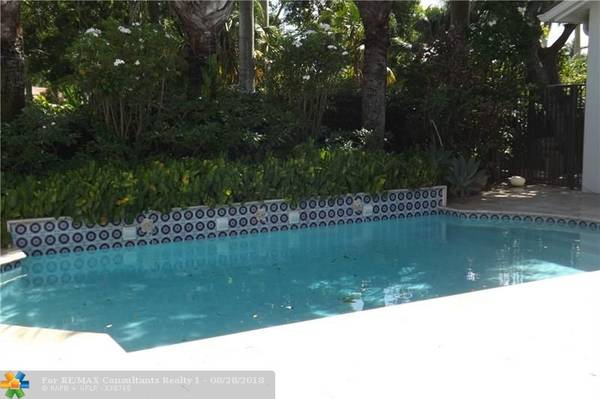 Weston, FL 33327,2517 Golf View Dr