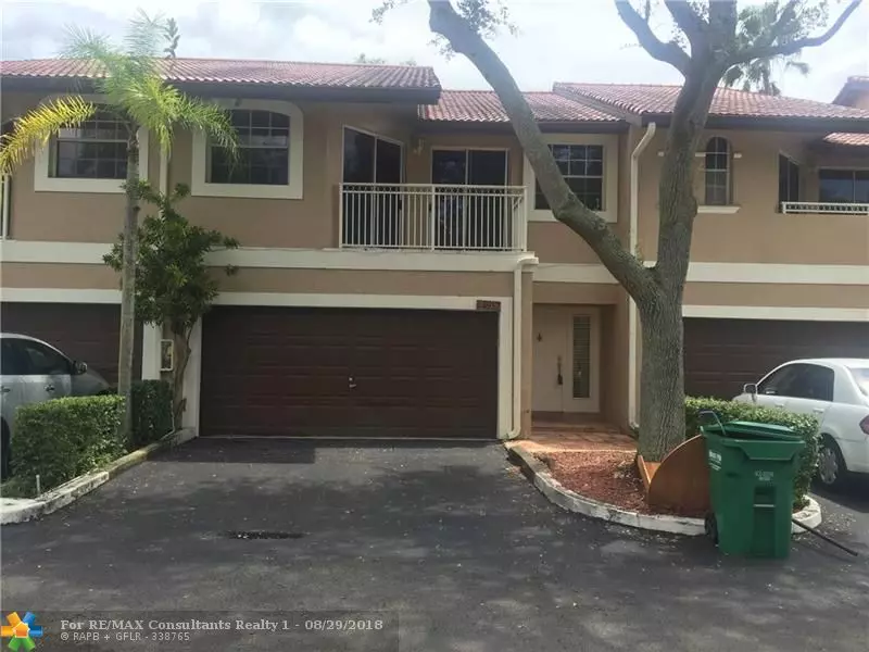 Coral Springs, FL 33067,4937 Riverside Dr  #704