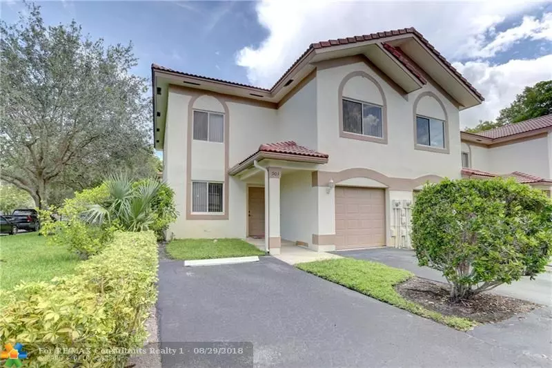 Coral Springs, FL 33071,903 NW 104th Way  #903