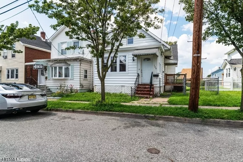 110 E CLIFTON AVE, Clifton City, NJ 07011