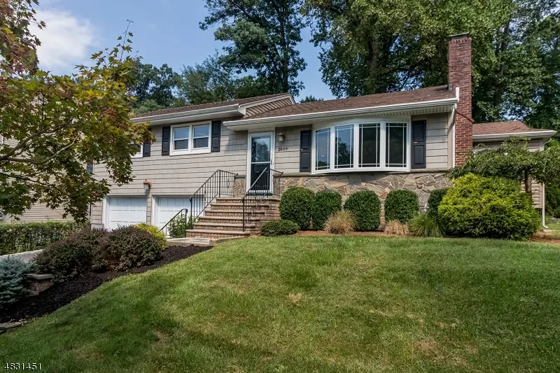 2689 SKY TOP DR, Scotch Plains Twp., NJ 07076