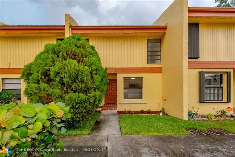 1620 NW 93rd Ave  #304, Pembroke Pines, FL 33024