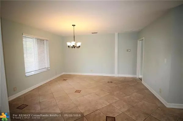 Plantation, FL 33317,801 W Tropical Way