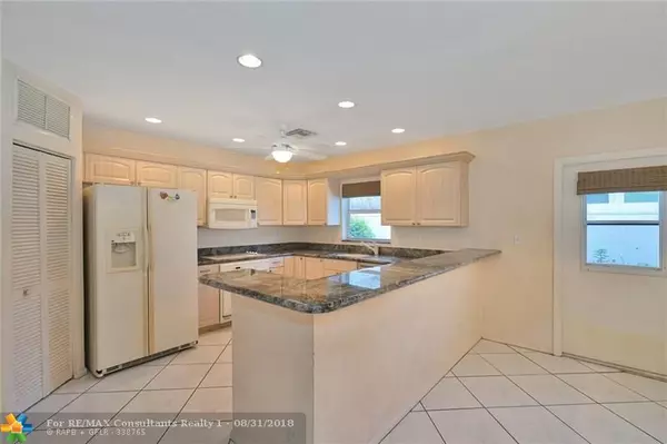 Pompano Beach, FL 33062,2600 SE 2nd Ct