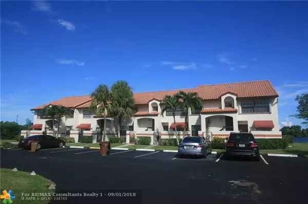 Deerfield Beach, FL 33442,404 LINCOLN CT  #404