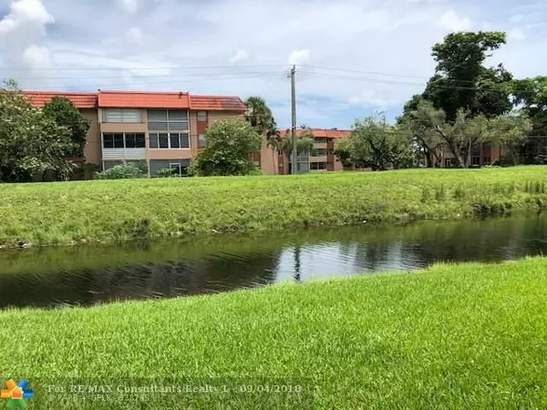 Coral Springs, FL 33065,2641 Riverside Dr  #3