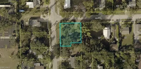 2102 Willard ST, Fort Myers, FL 33901