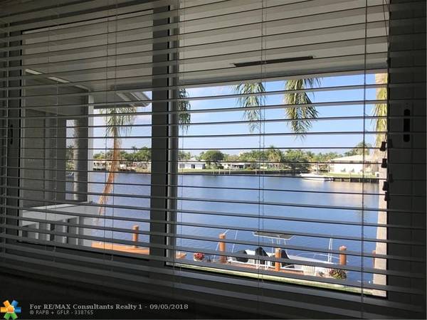 Pompano Beach, FL 33060,750 Pine Dr  #18