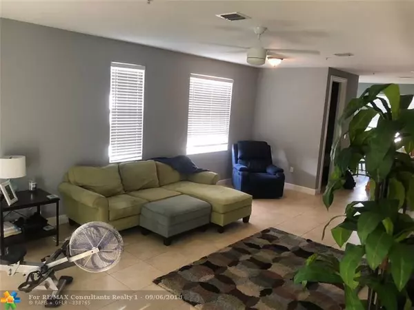 Lake Worth, FL 33460,219 N L St  #105