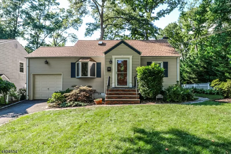 2409 LONGFELLOW AVE, Scotch Plains Twp., NJ 07076