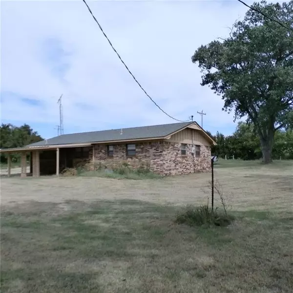 Ninnekah, OK 73067,2982 County Street 2800