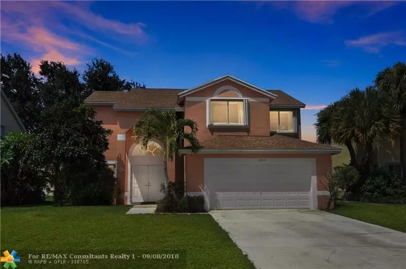 6815 Farragut Ln, Boynton Beach, FL 33437