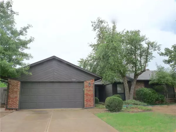 3908 Regatta, Yukon, OK 73099