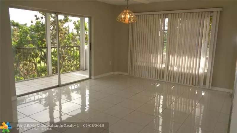 4160 Inverrary Dr  #511, Lauderhill, FL 33319