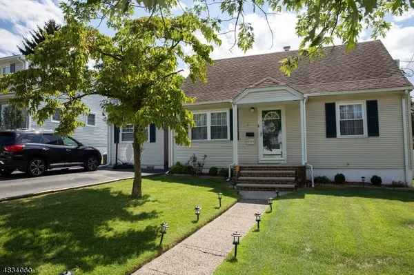 Woodland Park, NJ 07424,8 OVERMOUNT AVE