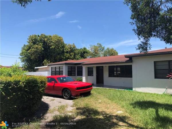 595 NW 153rd St, Miami, FL 33169