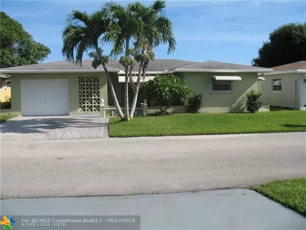 4923 NW 58th St, Tamarac, FL 33319