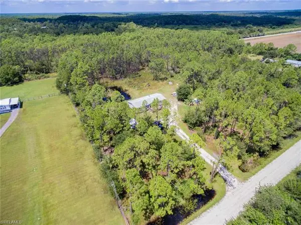 Labelle, FL 33935,1403 Willow LN