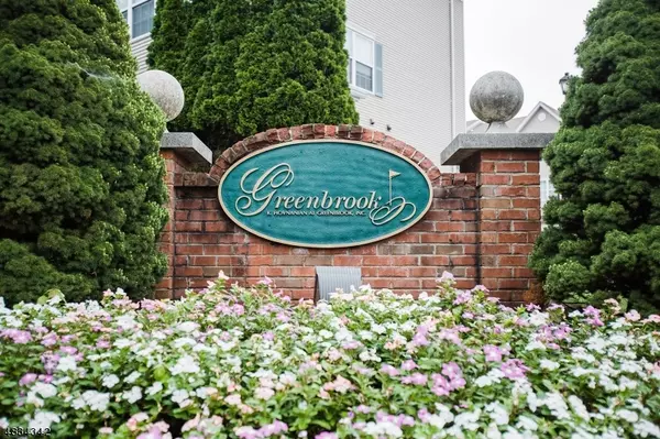 49 GREENBROOK DR, Bloomfield Twp., NJ 07003