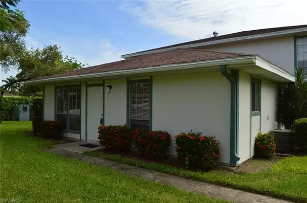 5837 Queen Elizabeth WAY #1, Fort Myers, FL 33907