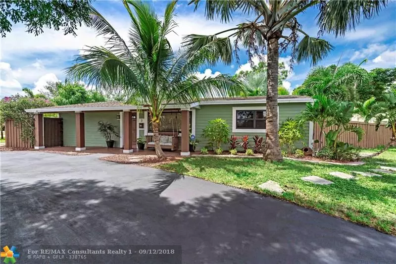 3 SW 13th St, Deerfield Beach, FL 33441