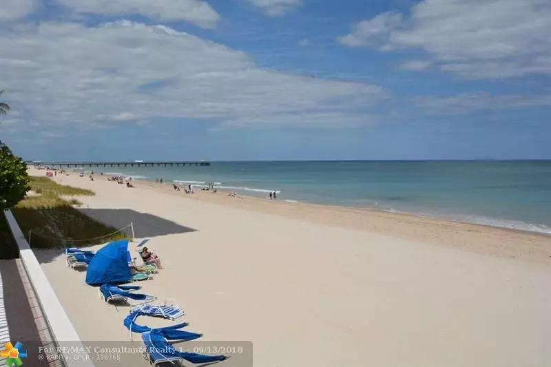 Lauderdale By The Sea, FL 33308,3900 N Ocean Dr  #14F