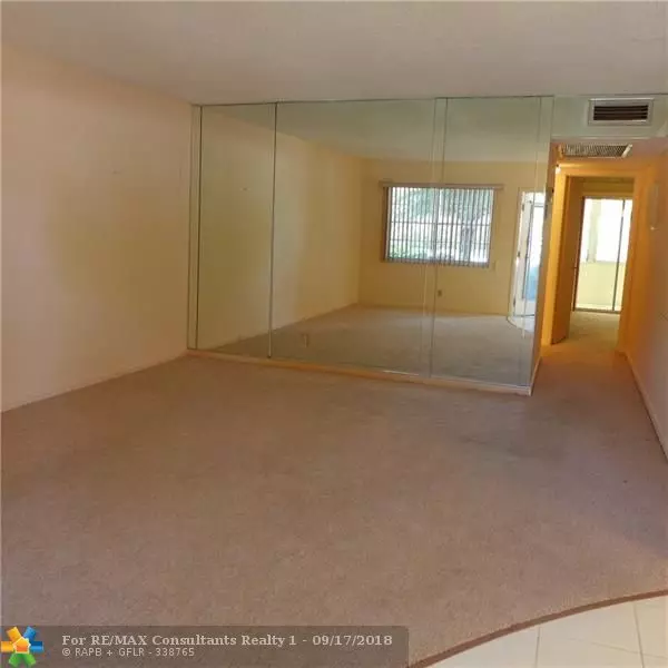 Deerfield Beach, FL 33442,1005 Upminster J  #1005