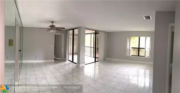 2789 Carambola Cir  #1961, Coconut Creek, FL 33066