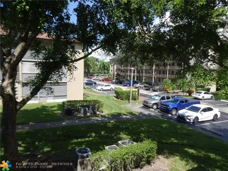 Pembroke Pines, FL 33027,200 SW 132nd Way  #214L