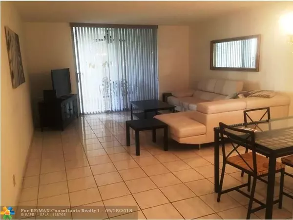 425 SE 11 Terr  #106, Hollywood, FL 33004