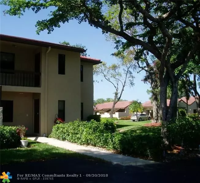 Boca Raton, FL 33433,8460 Casa Del Lago  #25J