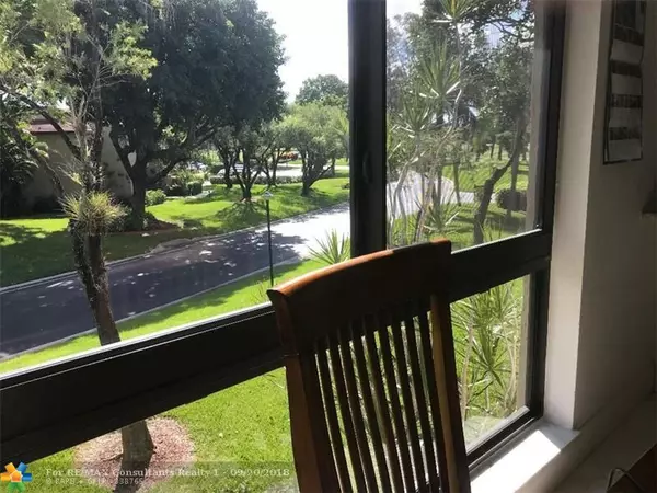 Boca Raton, FL 33433,8460 Casa Del Lago  #25J