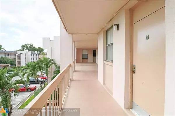 8411 Forest Hills Dr  #305, Coral Springs, FL 33065